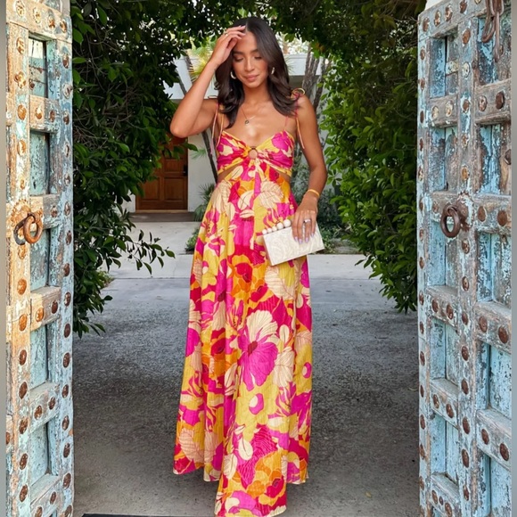 Sundress Magda Dress - Picture 3 of 3